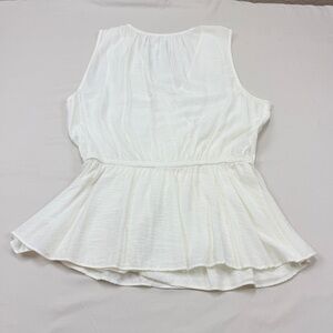 14th & Union White Sleeveless Blouse